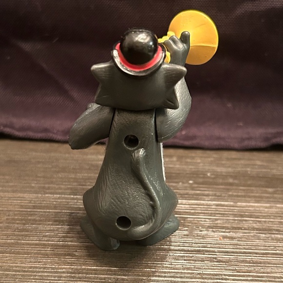 1995 Aristocats Disney Masterpiece Collection McDonalds Happy Meal Scat Cat - Picture 2 of 3